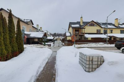 photo 6452993fd10b4_thumb.jpg