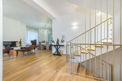 photo 11368_63bea54666b88_thumb.jpg