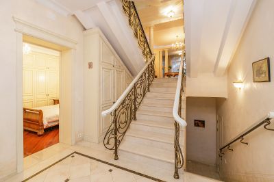 photo 11370_63bdea12db5a1_thumb.jpg