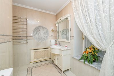 photo 11370_63bdea183ff38_thumb.jpg