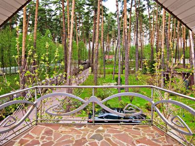 photo 11372_63be56b6c2cfe_thumb.jpg