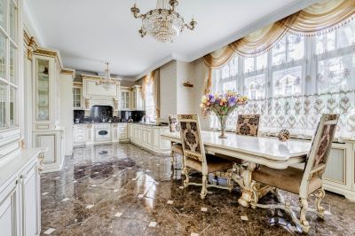 photo 11373_63be1b2330062_thumb.jpg