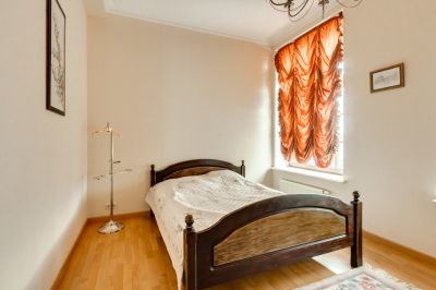 photo 11379_63f3c6ef82277_thumb.jpg