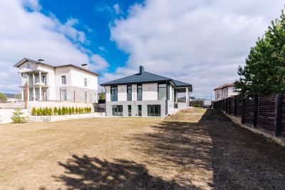 photo 6613a80769874_thumb.jpg