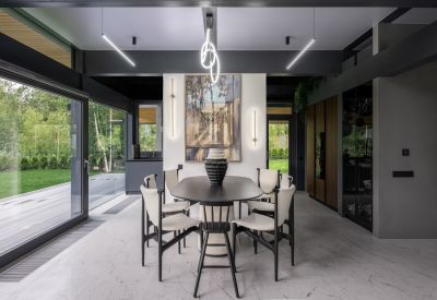 photo 11501_11477_6589978799369_thumb.jpg