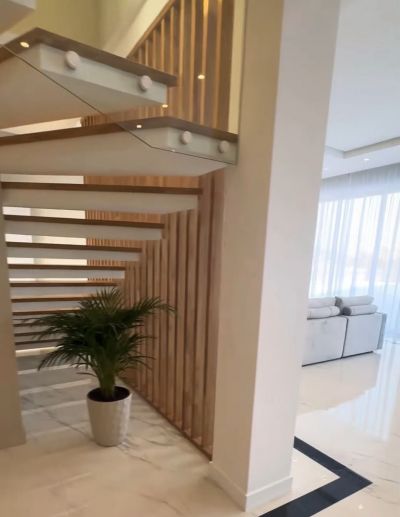 photo 11513_65aa91a1e8fbd_thumb.jpg