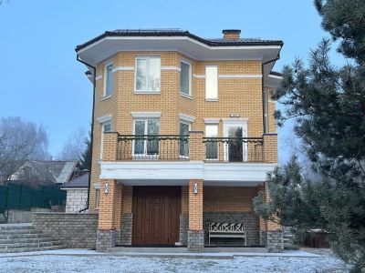 photo 11935_67bf2db0648a0_thumb.jpg