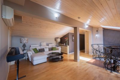 photo 67f3ce9b6b1cc_thumb.jpg