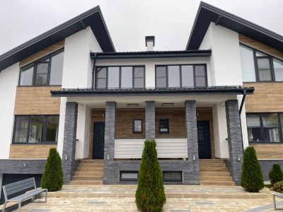 photo 6825bd9247b37_thumb.jpg