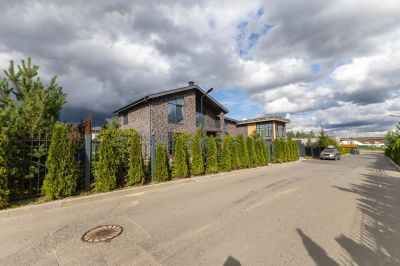 photo 68c6effd1ff0f_thumb.jpg