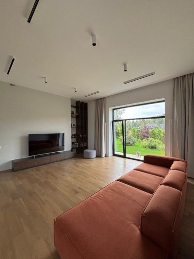 photo 68c938bad2384_thumb.jpg