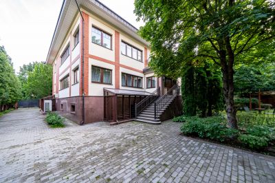 photo 68d26fbe8edba_thumb.jpg