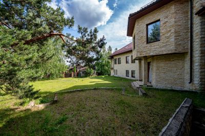 photo 68d28a49e773c_thumb.jpg