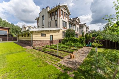 photo 68d2af3866359_thumb.jpg