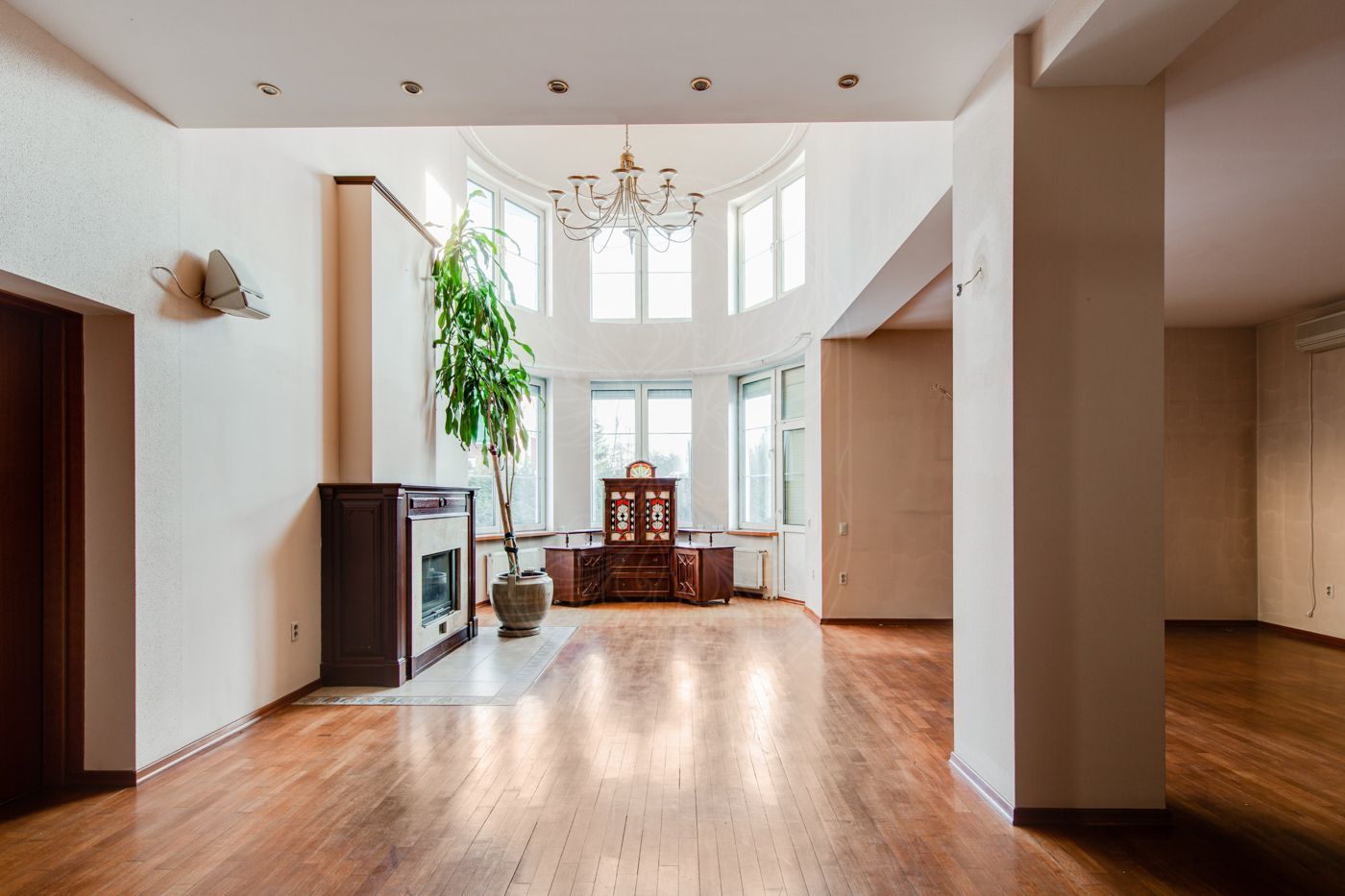 Продажа Дом 630 м² на участке 15 сот. в Береста - фото 4
