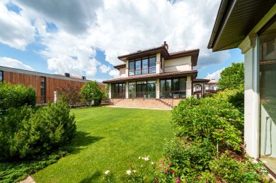 photo 68de362a2ebed_thumb.jpg