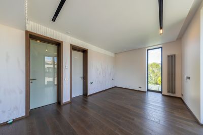 photo 68e6365def8c7_thumb.jpg