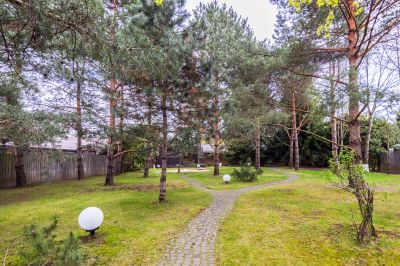 photo 68f2431e57acf_thumb.jpg