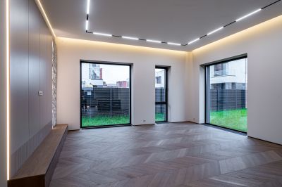 photo 12445_68ecfcee03877_thumb.jpg