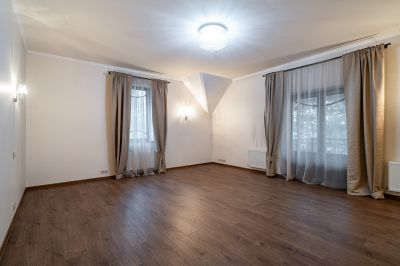 photo 68f8e7d8c65a2_thumb.jpg