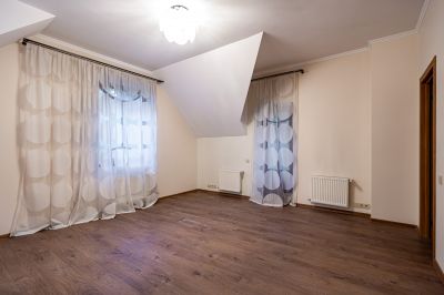 photo 68f8e7deebb0b_thumb.jpg