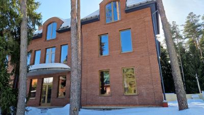 photo 12481_12480_65f5856688dea_thumb.jpg