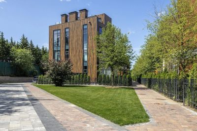 photo 690db02e25bff_thumb.jpg