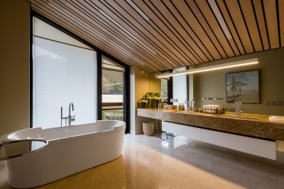 photo 6911f32522046_thumb.jpg