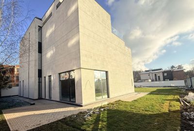 photo 693fe0301f48e_thumb.jpg