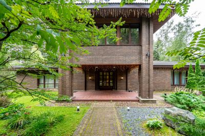 photo 12642_68936038e716c_thumb.jpg