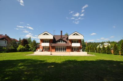 photo 12646_645295774c6f8_thumb.jpg