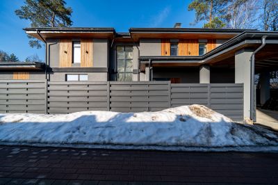 photo 12818_69ba79a860c75_thumb.jpg