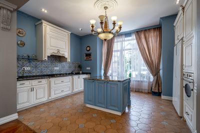 photo 12825_69c10f35ac9df_thumb.jpg