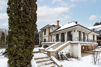 photo 63bdbb984b404_thumb.jpg