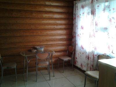 photo 657083a3cff3a_thumb.jpg