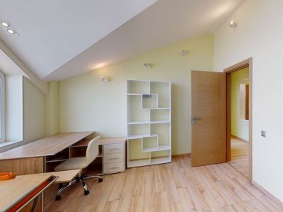 photo 63bdcd71bf200_thumb.jpg