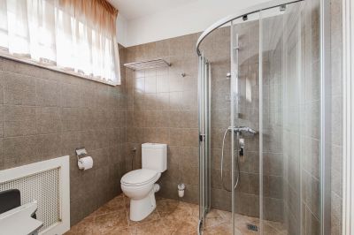 photo 63be00d478440_thumb.jpg